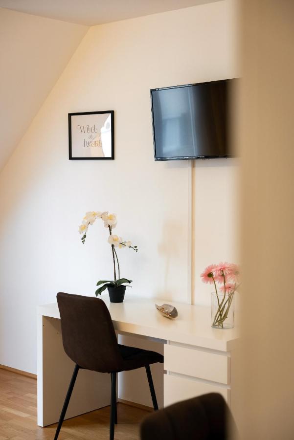 וינה Premium 80 M2 Rooftop Apartment - 5 Min To Center מראה חיצוני תמונה